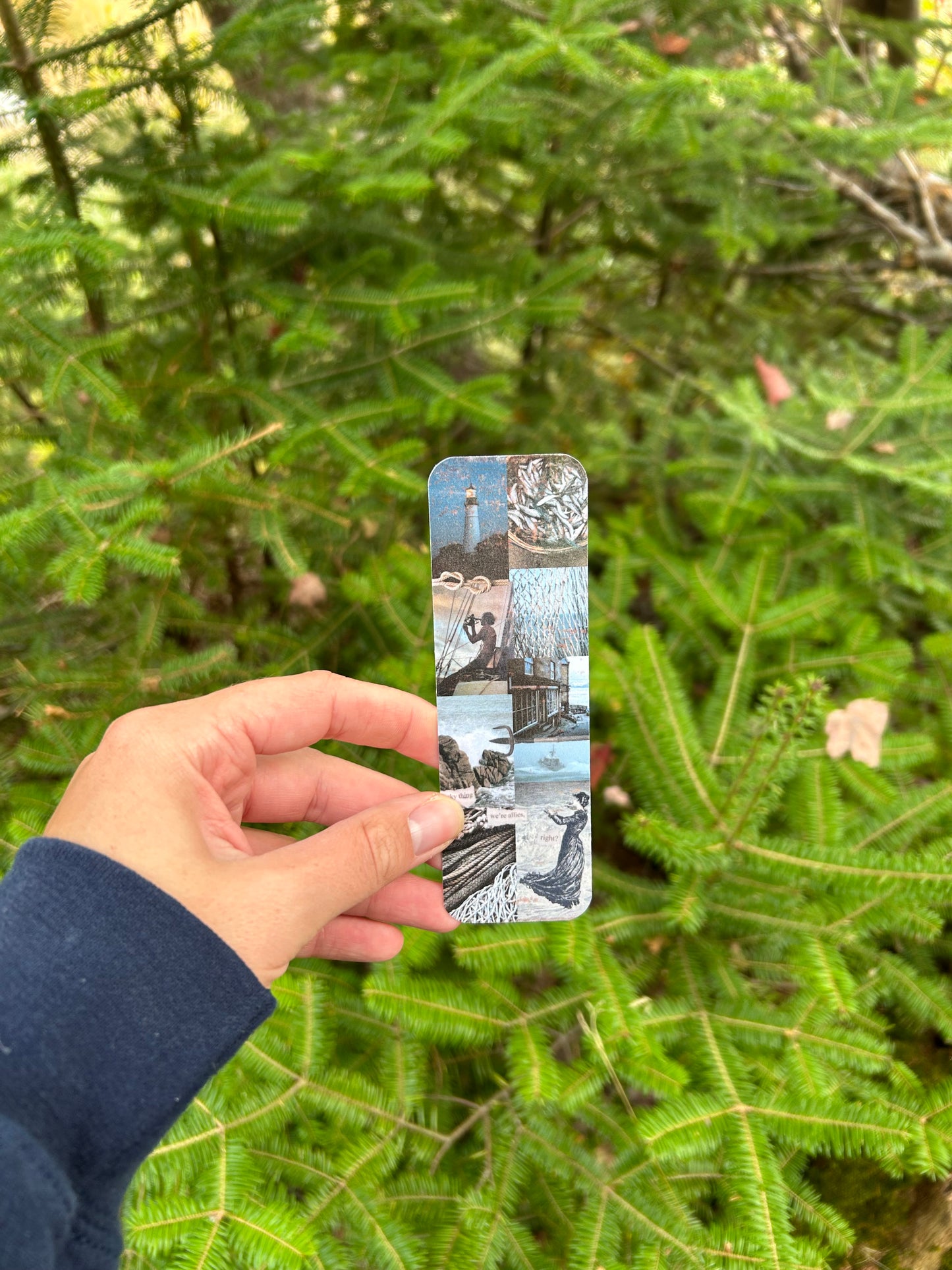 District 4 Bookmark